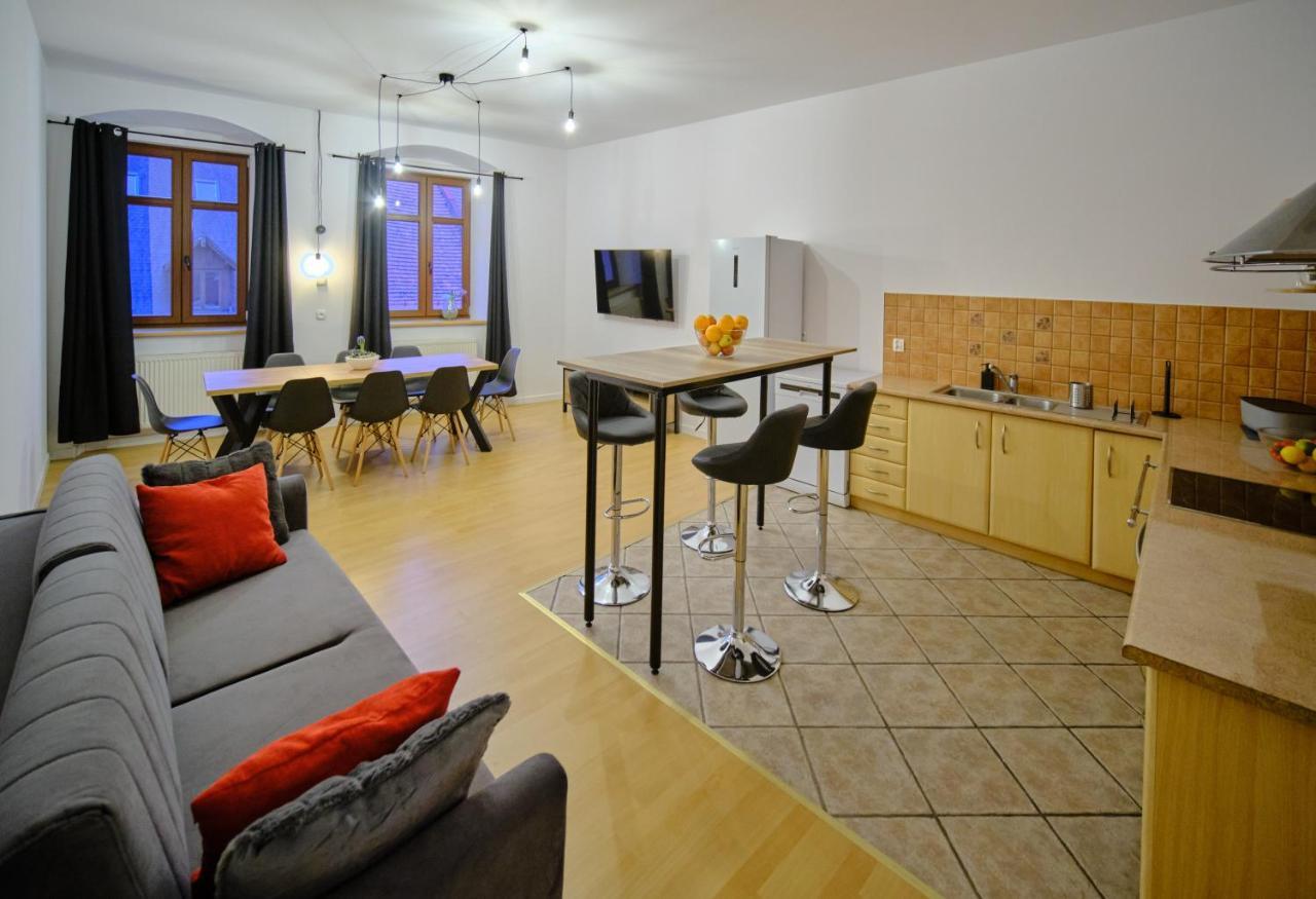 Urania Apartamenty 코바리 외부 사진
