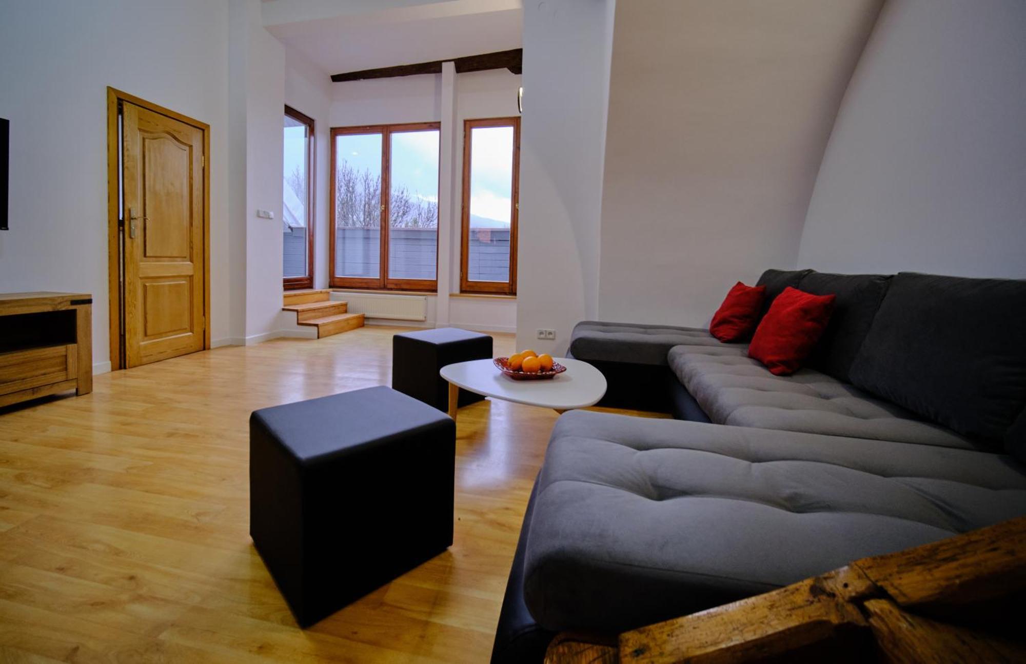 Urania Apartamenty 코바리 객실 사진